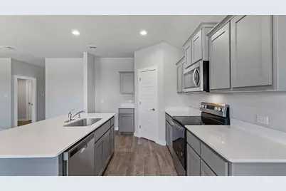 2520 Goldfinch Drive, Denton, TX 76205 - Photo 5