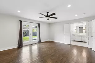 13726 Peyton Dr, Dallas, TX 75240 - Photo 21