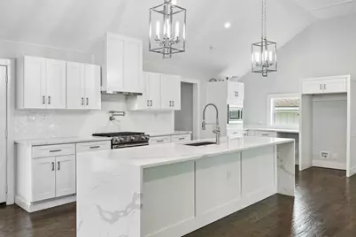 13726 Peyton Drive, Dallas, TX 75240 - Photo 11