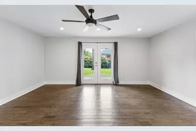 13726 Peyton Drive, Dallas, TX 75240 - Photo 19