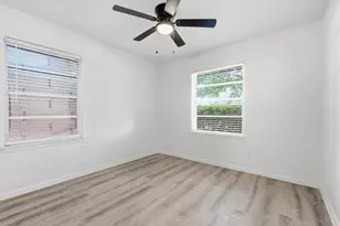 2649 Hillsboro Ave, Dallas, TX 75228 - Photo 13