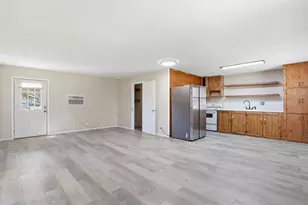 556 Oxbow Ct, Burleson, TX 76028 - Photo 7