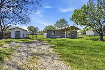 556 Ox-Bow Court, Burleson, TX 76028 - Photo 3