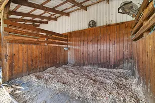 2667 Roland Rd, Whitesboro, TX 76273 - Photo 5