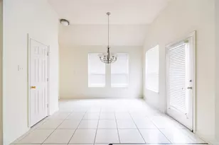 8216 Spring Valley Ln, Plano, TX 75025 - Photo 9