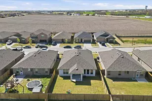 964 Ravenwood Ln, Van Alstyne, TX 75495 - Photo 21