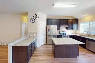 4524 Lakeside Hollow St, Fort Worth, TX 76262 - Photo 3