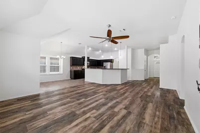 2312 Wakecrest Drive, Fort Worth, TX 76108 - Photo 3