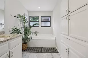 1428 Hampton Rd, Grapevine, TX 76051 - Photo 21