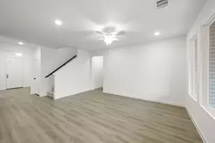 681 Tyronza Dr, Justin, TX 76247 - Photo 7