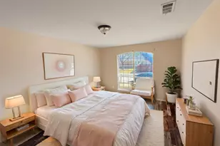 1203 Whitecreek Dr, Glenn Heights, TX 75154 - Photo 3