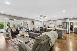 14371 Olympic Dr, Farmers Branch, TX 75234 - Photo 3