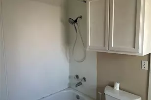 104 W Wilson Ave, Whitney, TX 76692 - Photo 7