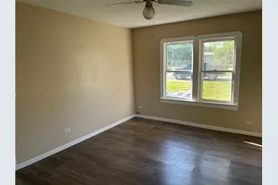 104 W Wilson Avenue, Whitney, TX 76692 - Photo 9