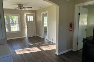 104 W Wilson Ave, Whitney, TX 76692 - Photo 5