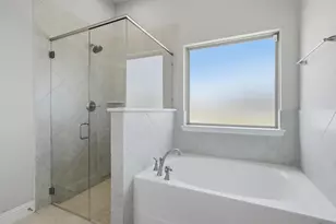 704 Cactus Crk Ct, Godley, TX 76044 - Photo 17