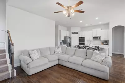 704 Cactus Creek Court, Godley, TX 76044 - Photo 11