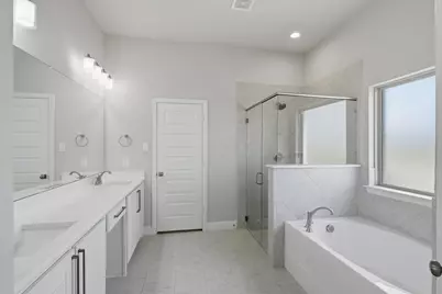 704 Cactus Creek Court, Godley, TX 76044 - Photo 17