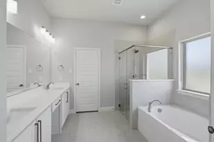 704 Cactus Crk Ct, Godley, TX 76044 - Photo 17
