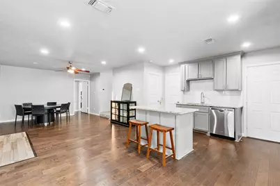 3925 Wind River Court, Irving, TX 75062 - Photo 9