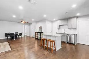 3925 Wind River Ct, Irving, TX 75062 - Photo 9