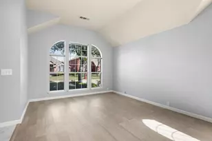 3013 Peppercorn Dr, Euless, TX 76039 - Photo 5