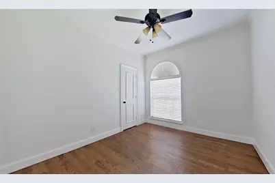 4508 Champion Hill Drive, Grand Prairie, TX 75052 - Photo 21