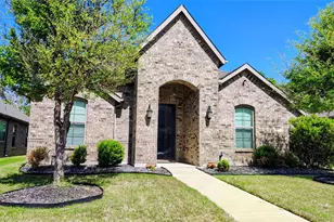 205 Violet Dr, Waxahachie, TX 75165 - Photo 1