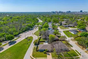 8808 Westfield Dr, Dallas, TX 75243 - Photo 37