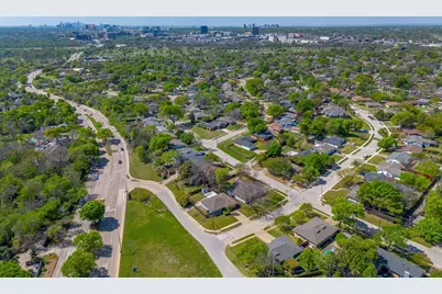 8808 Westfield Drive, Dallas, TX 75243 - Photo 39