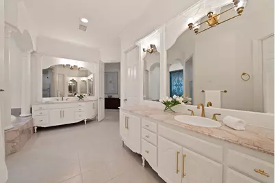 5605 Muirfield Court, Flower Mound, TX 75022 - Photo 19