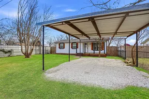 1100 SE 9th St, Mineral Wells, TX 76067 - Photo 21