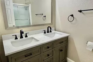 2112 Stonegate Dr, Carrollton, TX 75010 - Photo 25