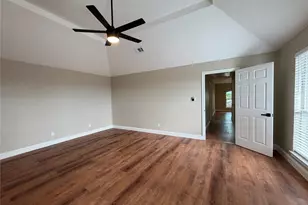 2112 Stonegate Dr, Carrollton, TX 75010 - Photo 15