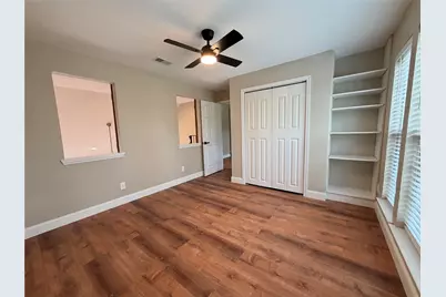 2112 Stonegate Drive, Carrollton, TX 75010 - Photo 23