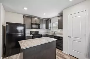 8401 Steel Dust Dr, Fort Worth, TX 76179 - Photo 7