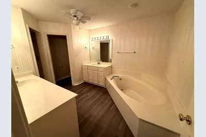 1001 Hunters Court, Sanger, TX 76266 - Photo 7