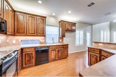 3912 Sovereign Drive, Bedford, TX 76021 - Photo 7