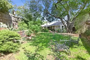 416 Cavender Ct, Hurst, TX 76054 - Photo 35