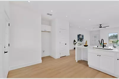 10166 Budtime Lane, Dallas, TX 75217 - Photo 11