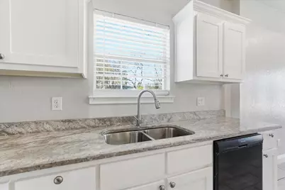 3333 Dalton Street, Greenville, TX 75401 - Photo 9