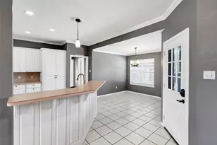 9219 Hanging Moss Dr, Granbury, TX 76049 - Photo 5