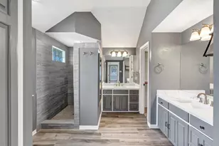 9219 Hanging Moss Dr, Granbury, TX 76049 - Photo 13