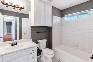 9219 Hanging Moss Dr, Granbury, TX 76049 - Photo 17