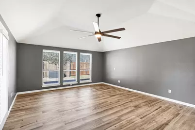 9219 Hanging Moss Drive, Granbury, TX 76049 - Photo 9