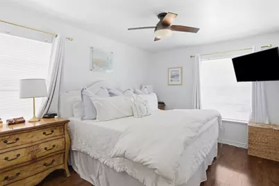 6565 Ascot Lane, Dallas, TX 75214 - Photo 15