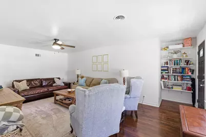 6565 Ascot Lane, Dallas, TX 75214 - Photo 7