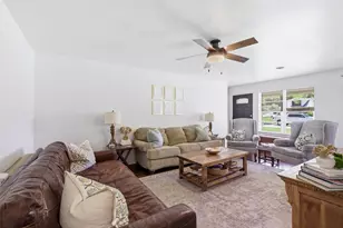 6565 Ascot Ln, Dallas, TX 75214 - Photo 9