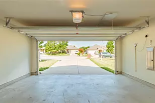 704 Cedar Cove Dr, Princeton, TX 75407 - Photo 29