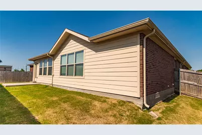 704 Cedar Cove Drive, Princeton, TX 75407 - Photo 31